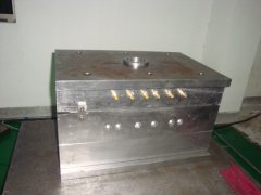 塑膠模具